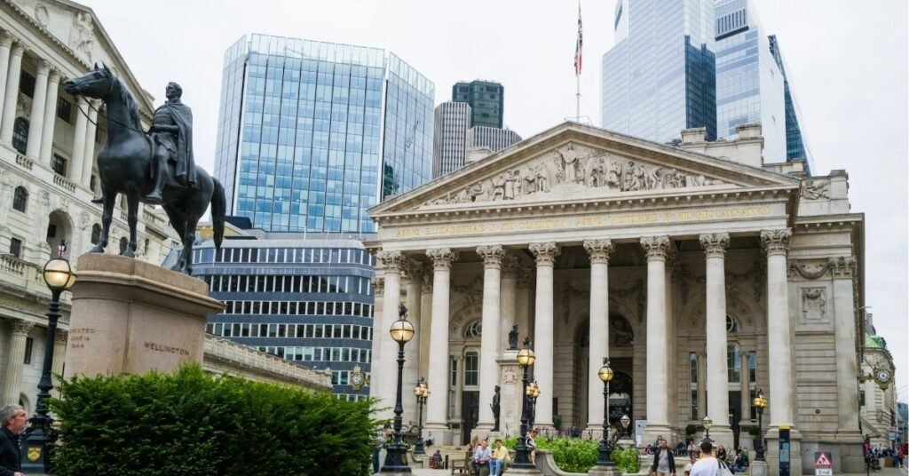 Best Bank for International Students in the UK Best Bank for International Students in the UK
