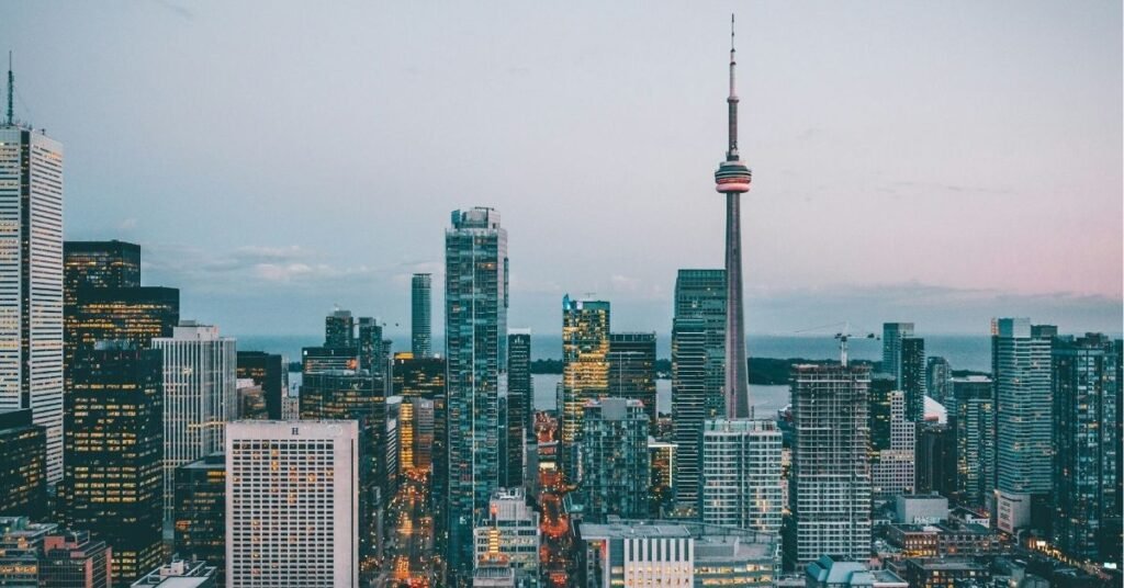 Best Business Summer Programs for High School Students CANADA Best Business Summer Programs for High School Students Canada