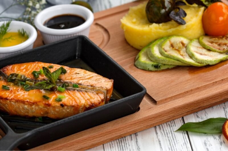 Honey Garlic Salmon Recipe – Easy, Healthy and Delicious Dinner Idea