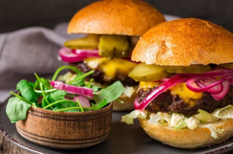 Smoked Cheddar Jalapeno Burgers Recipe